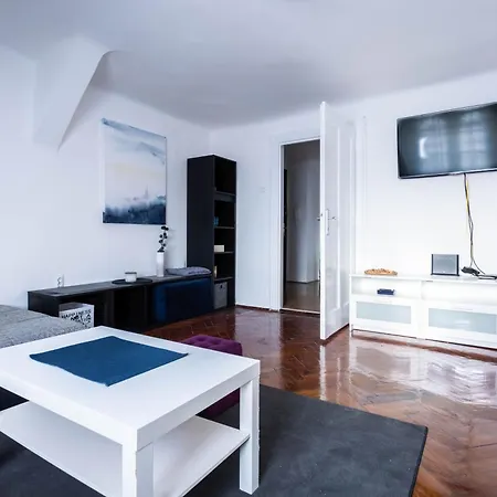 Apartment Luana By Blueapartments